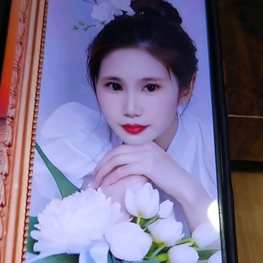 故事的小黄花🌸