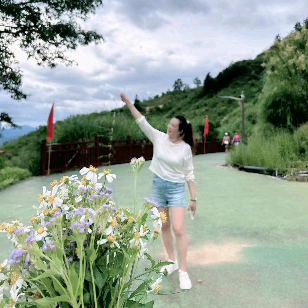 无情的女人便是王