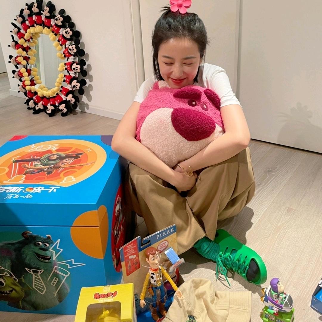 睡12小时…