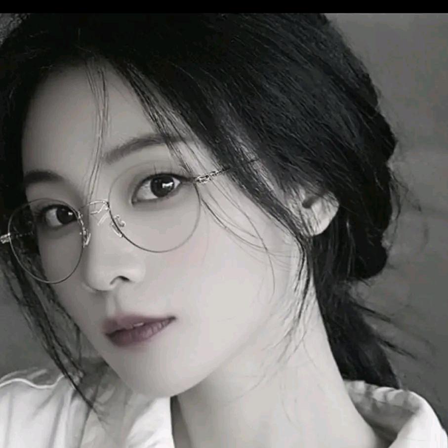 ღ᭄淡然一笑ꦿ꯭꧔ꦿ