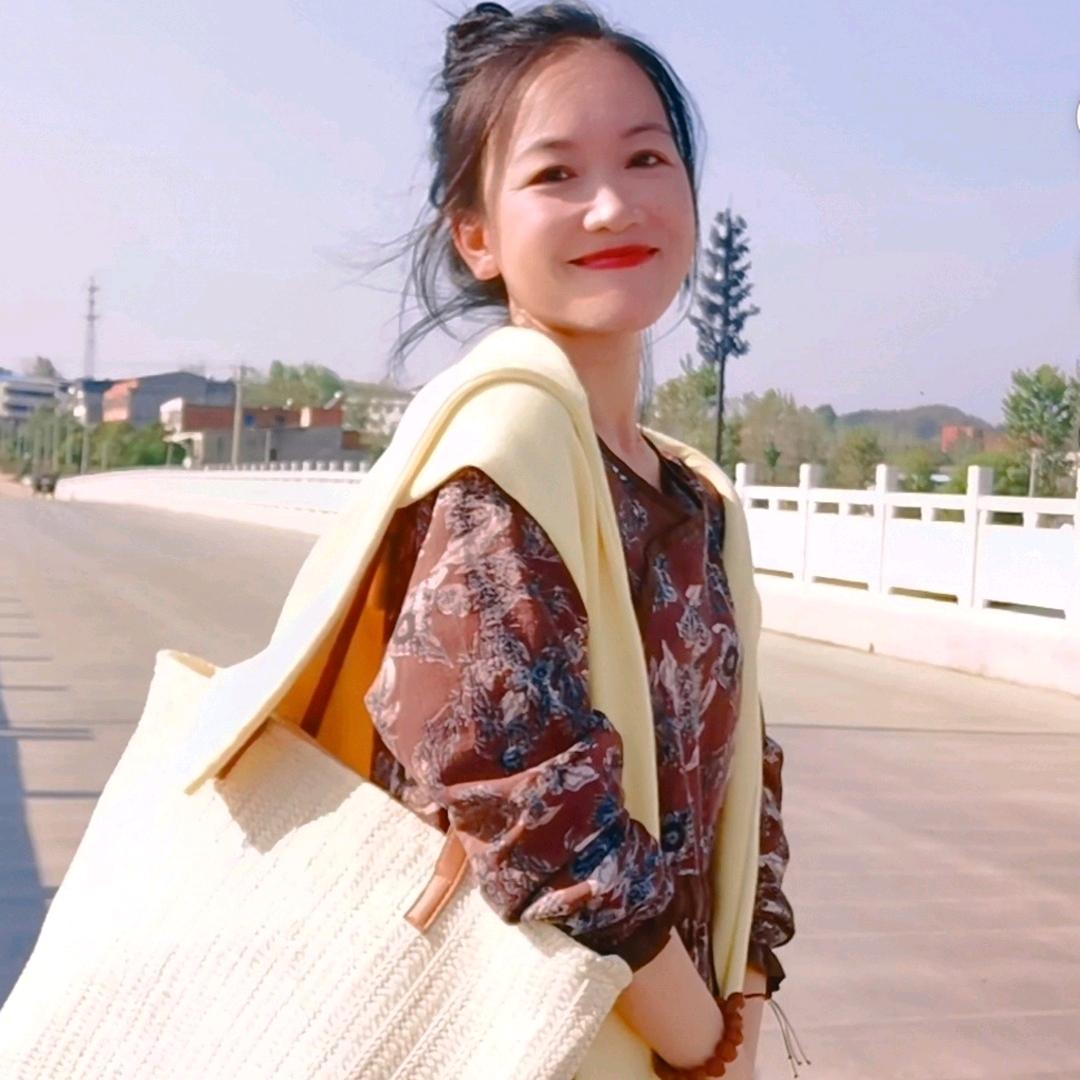 随县杨锐锋服装