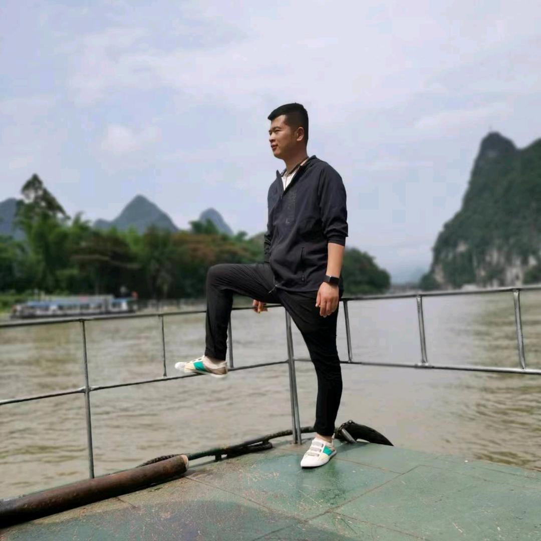 卖奶粉的小哥哥