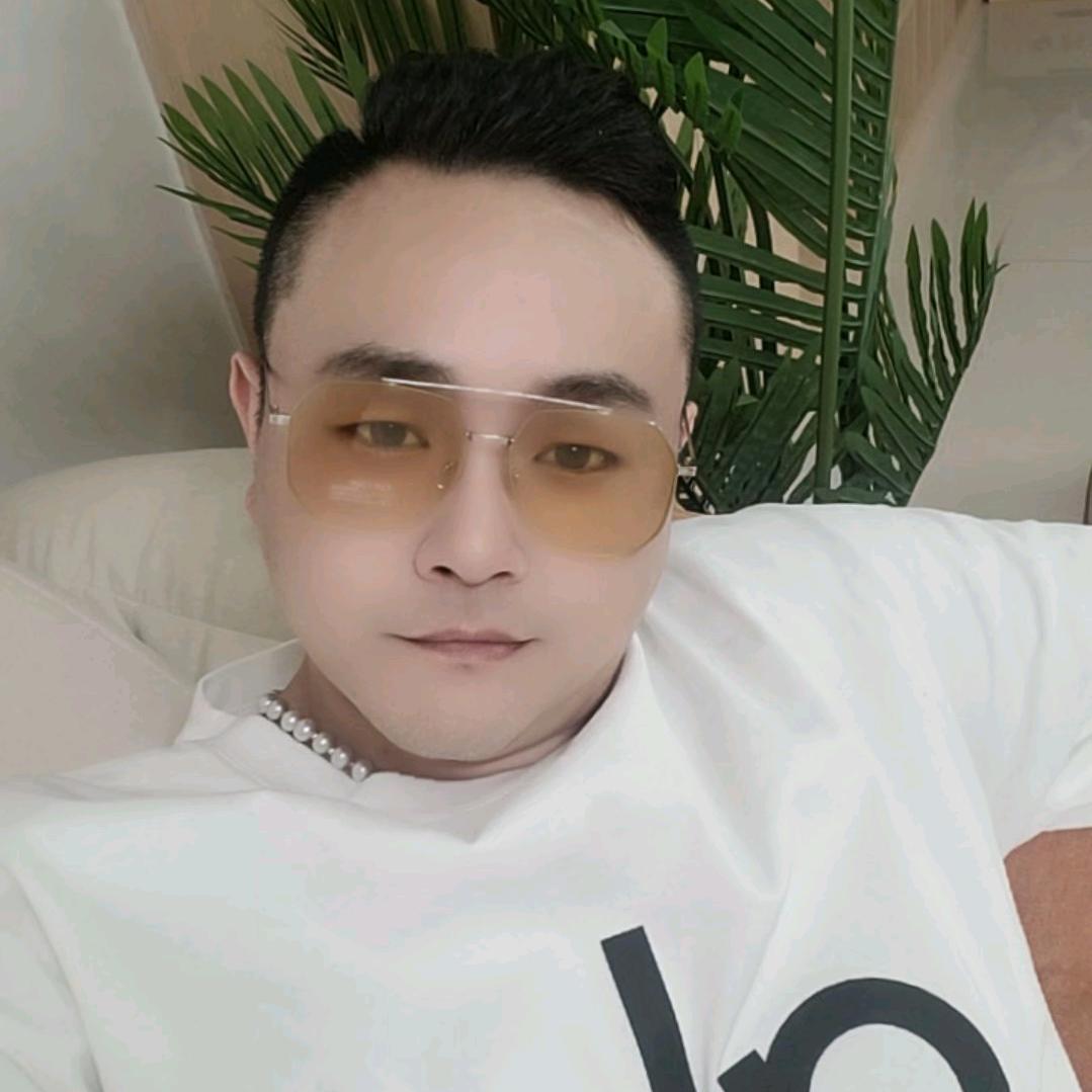 ᝰꫀꪶꪖρડ꧖ꦿ🚬笑而郭