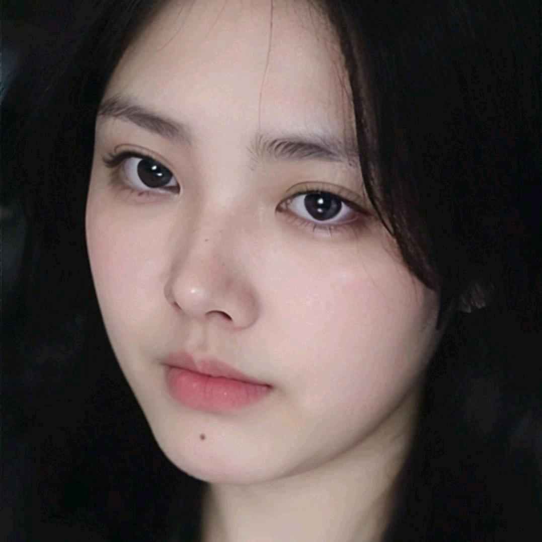 桉然
