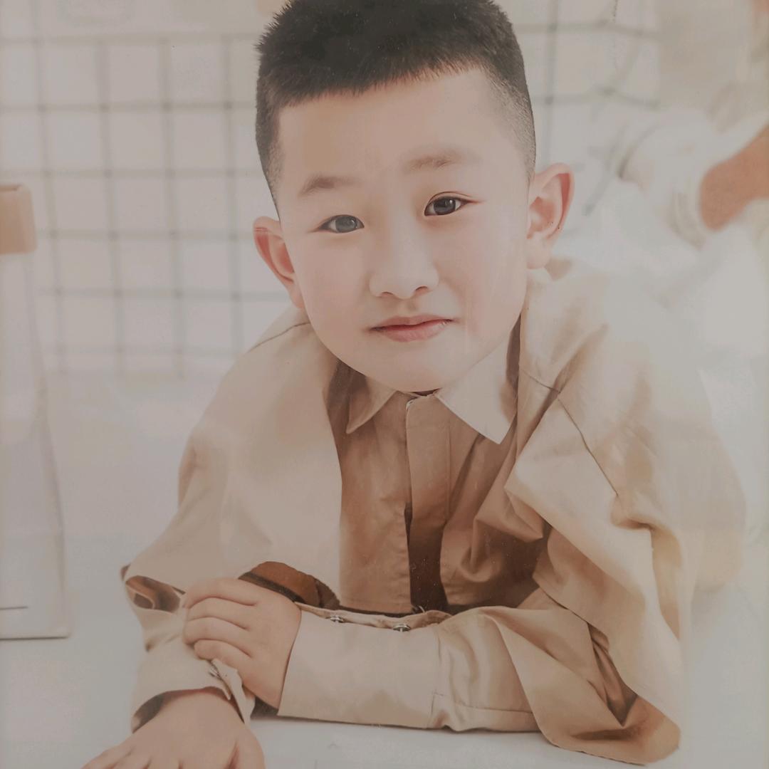 不想，，往事 ，过好自己，！！