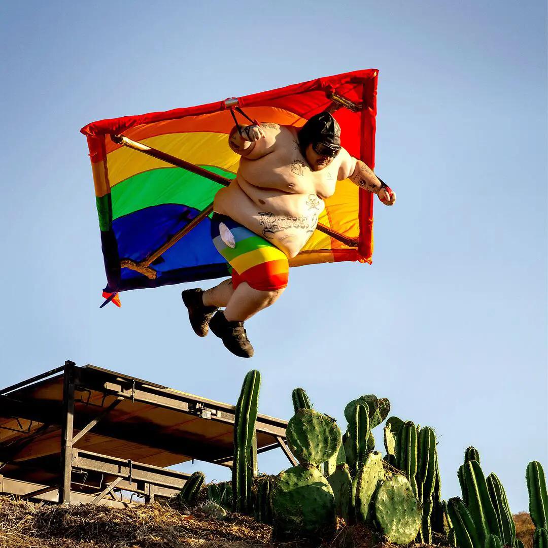 玩儿呢 ! 哥们儿