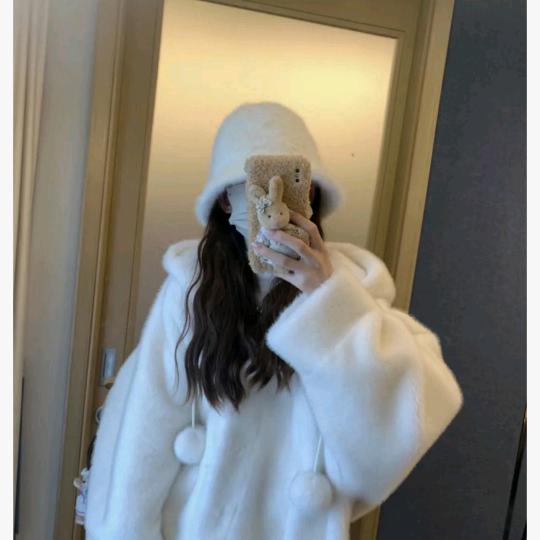 兮兮里服饰工厂