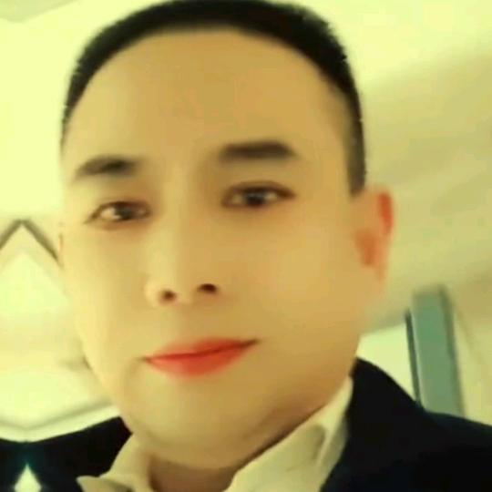 @吴龙
