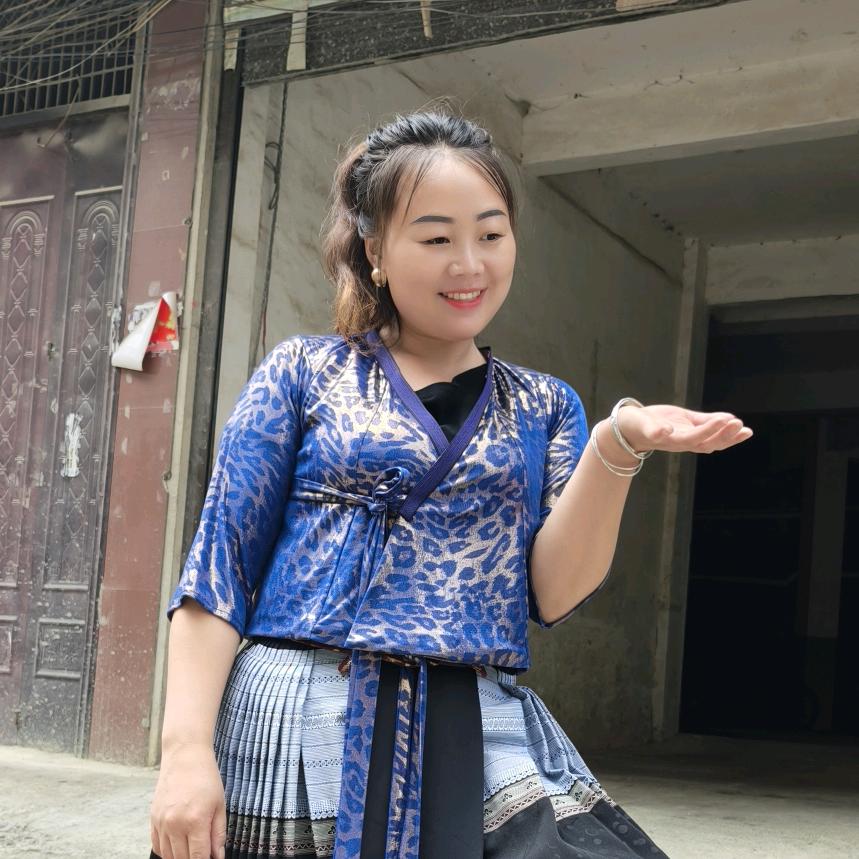 云上霓裳