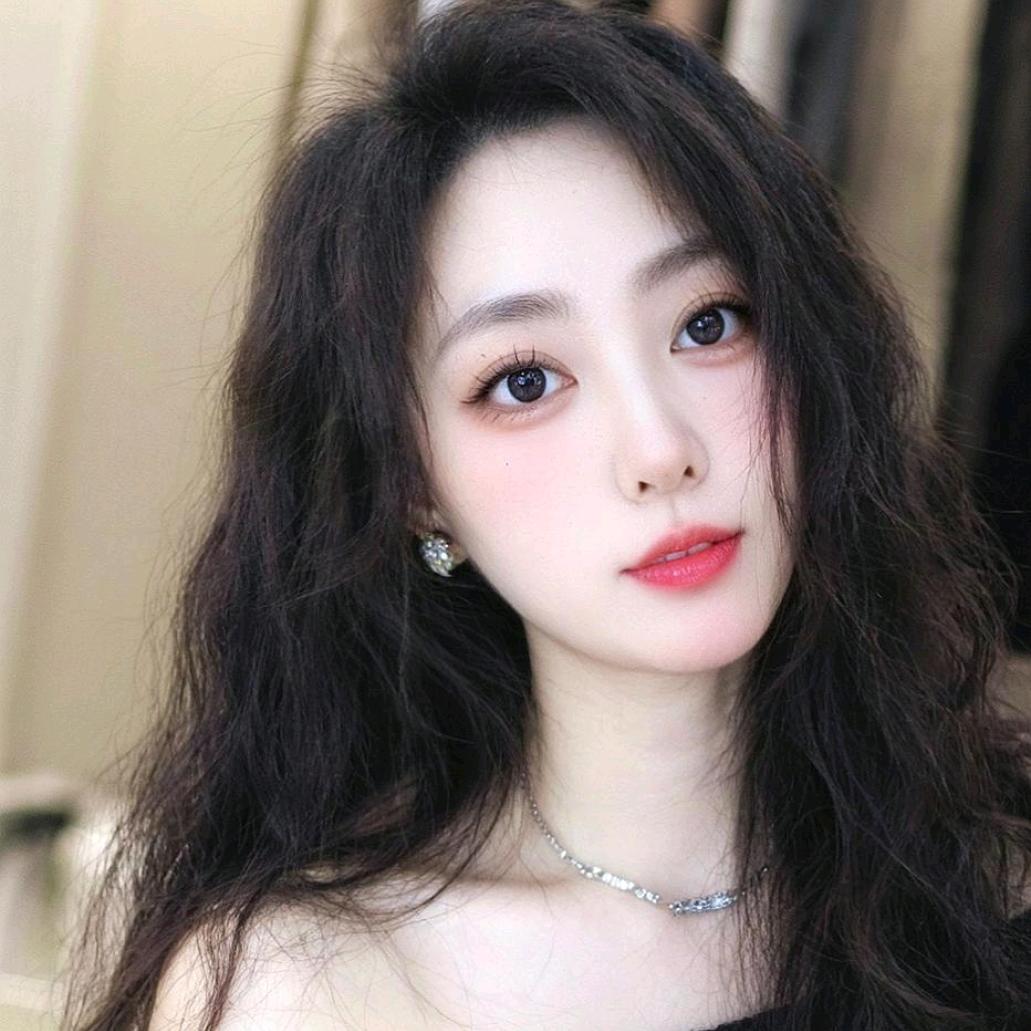 (❁´◡`❁)*✲ﾟ*娜娜