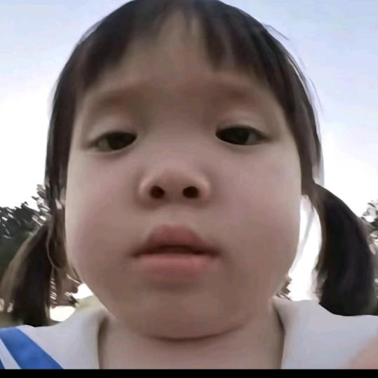 -霸气侧漏大帅哥