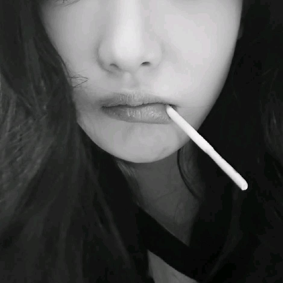 午夜忧郁纯情总裁疯狂爱上良家纯情18少女