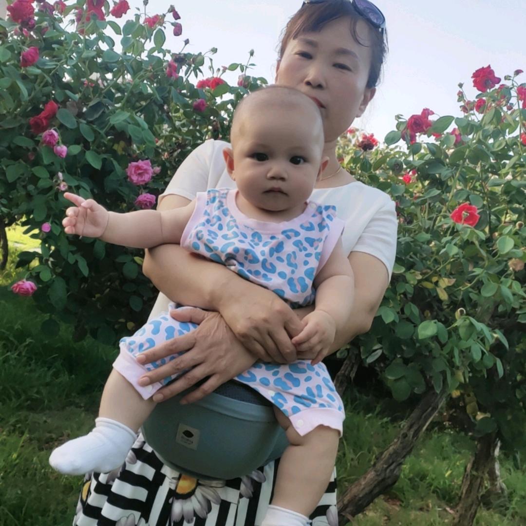 老何