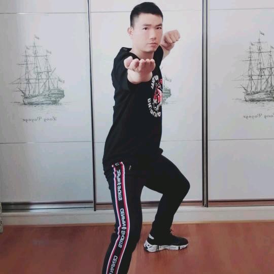 @华俊杰