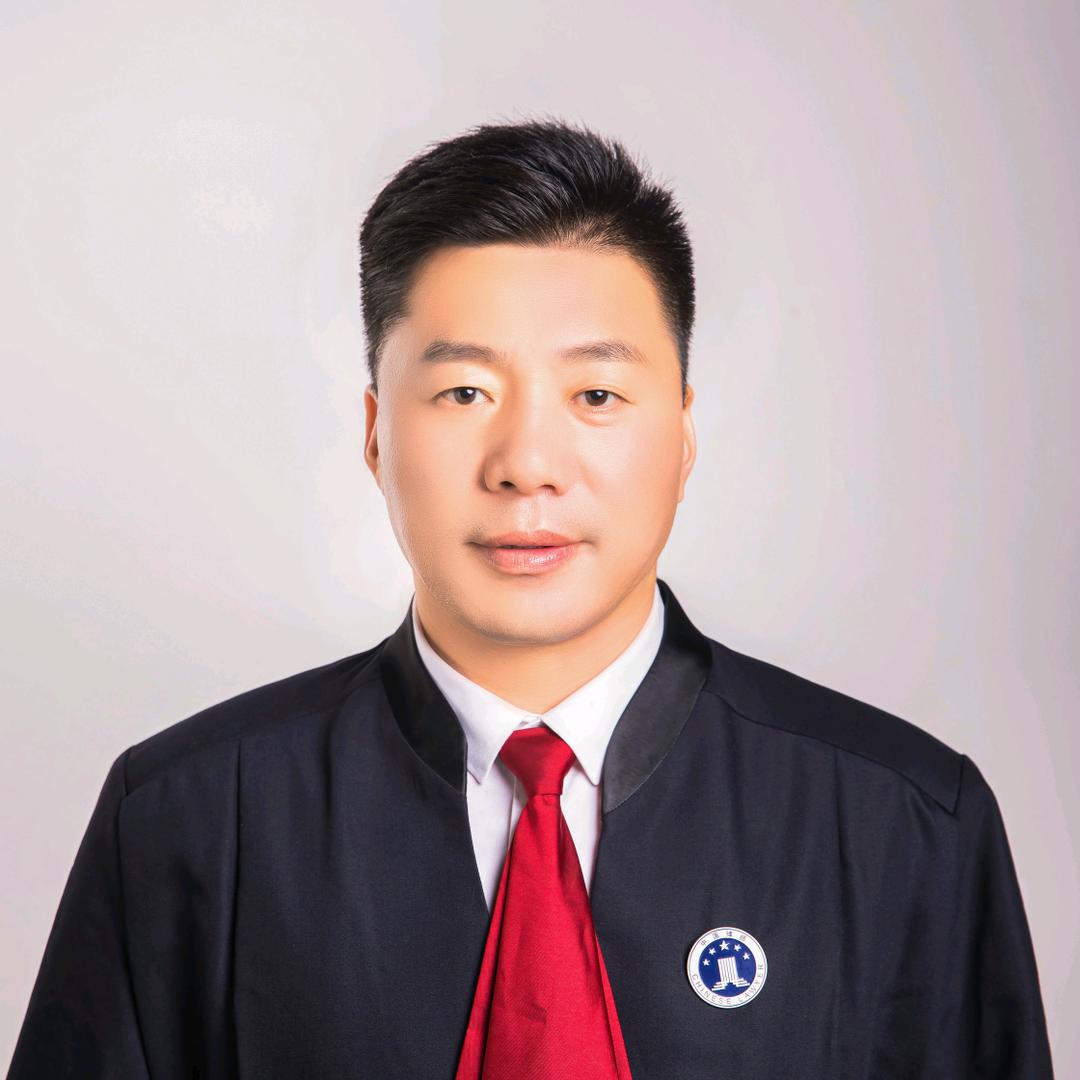 刘东杰     律师