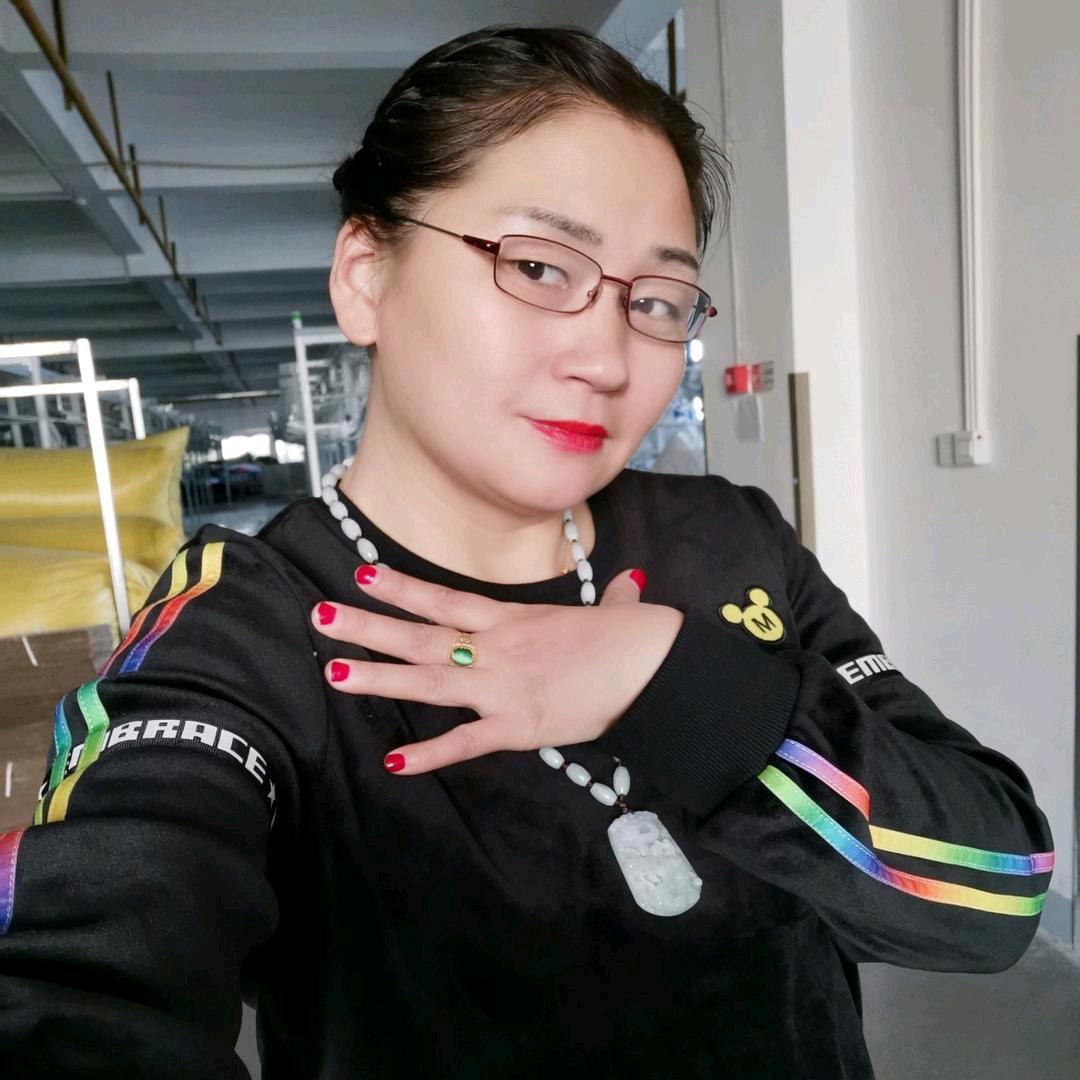 百威时装十三姨