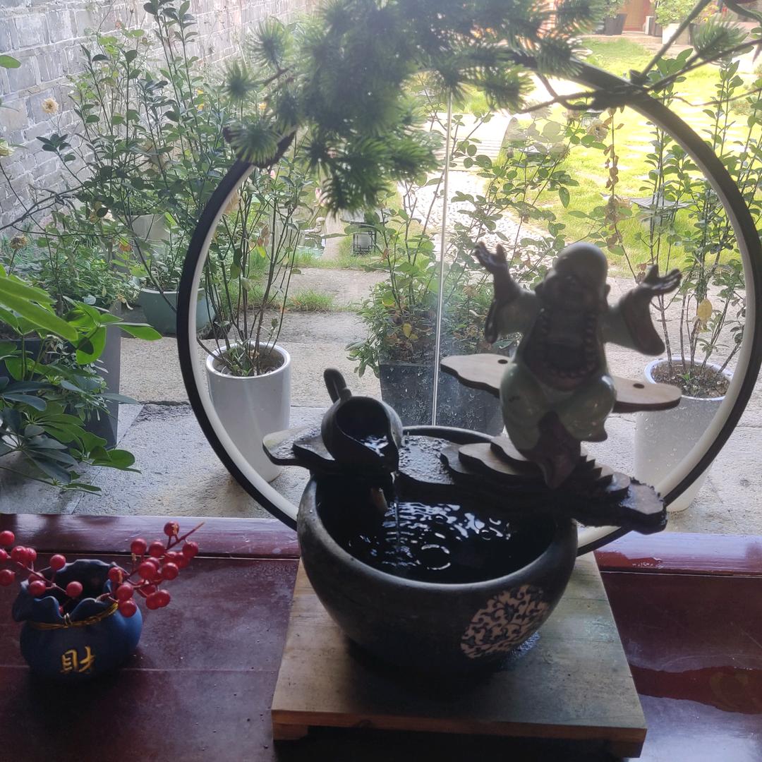 H    何👩‍🦰山谷幽兰