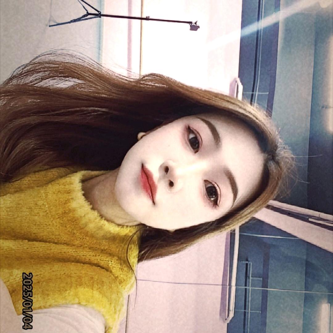 碎碎念的阿喵🐈🌹🍬