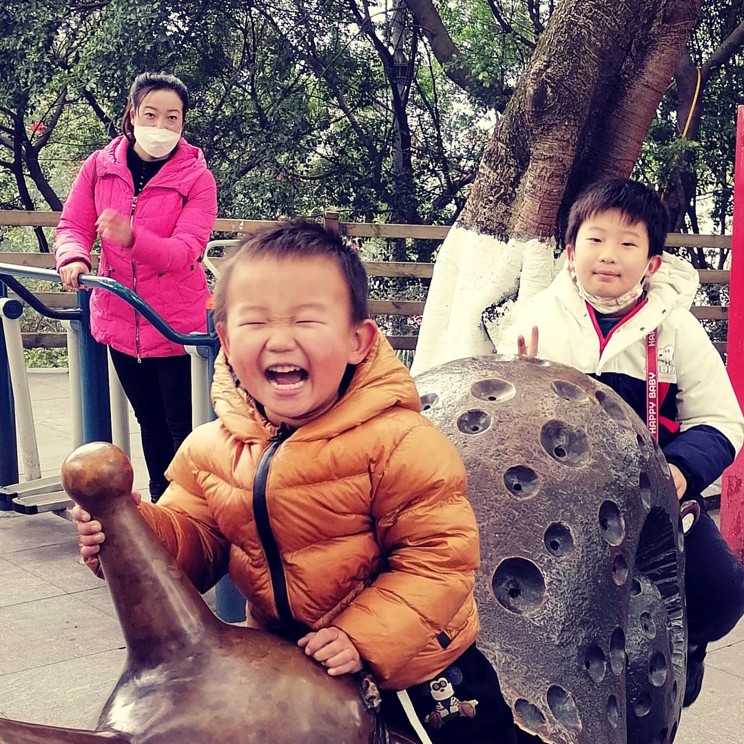 𓆡𓆝𓆟𓆜𓆞𓆝𓆟