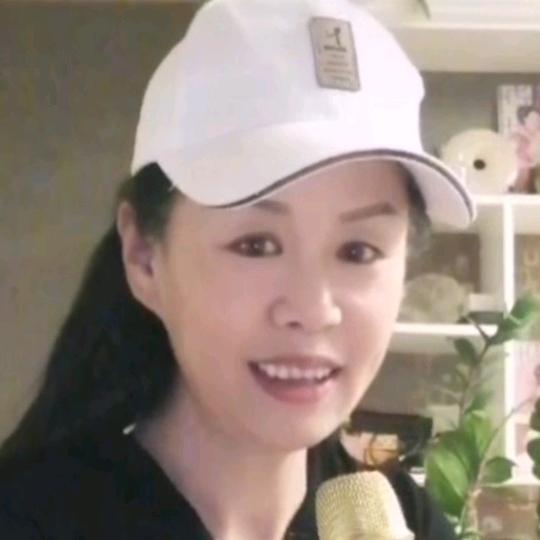 自信的女人，318