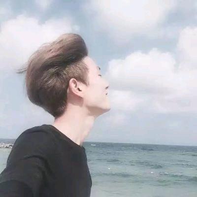 性格坦荡不讨喜