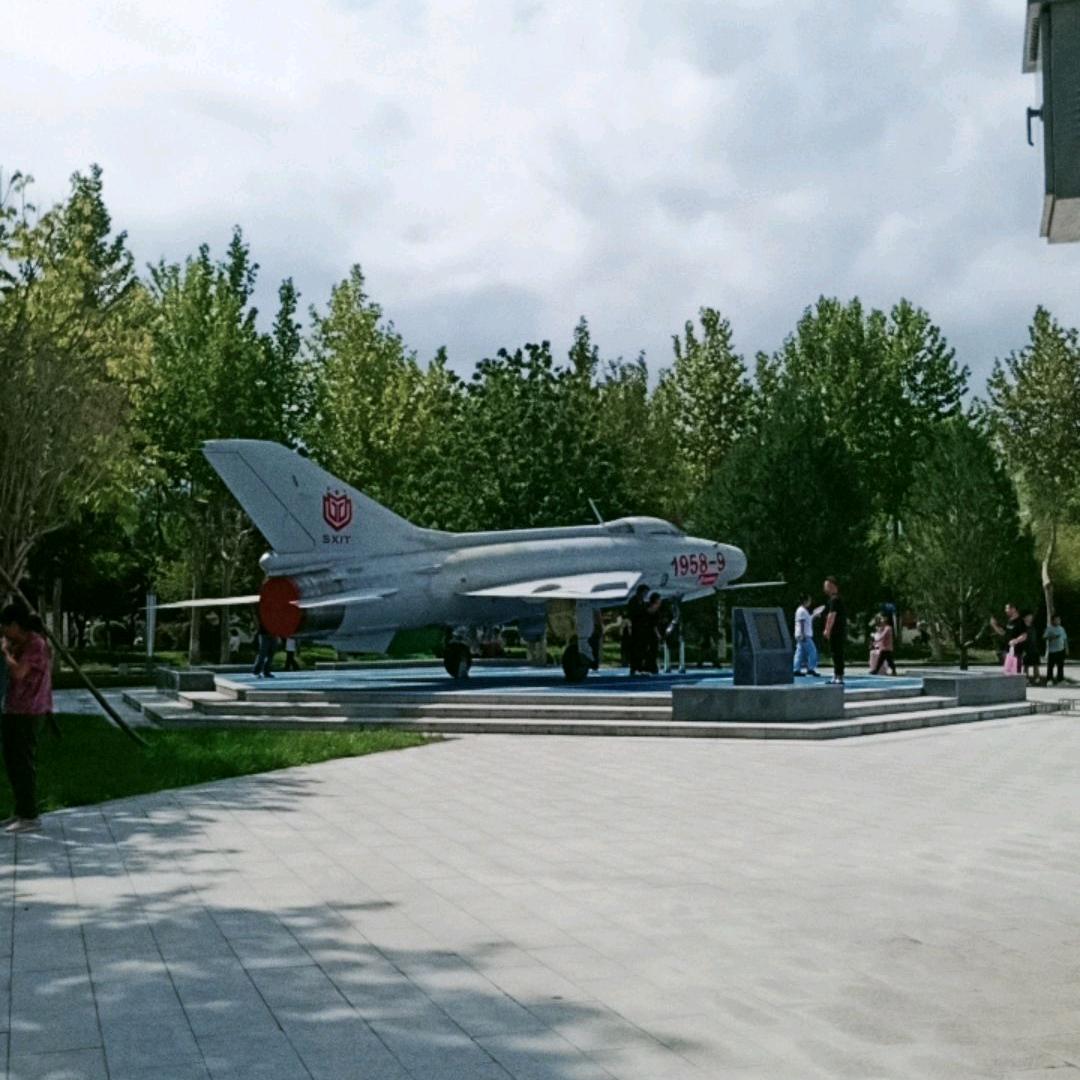 阳光总在风雨后！