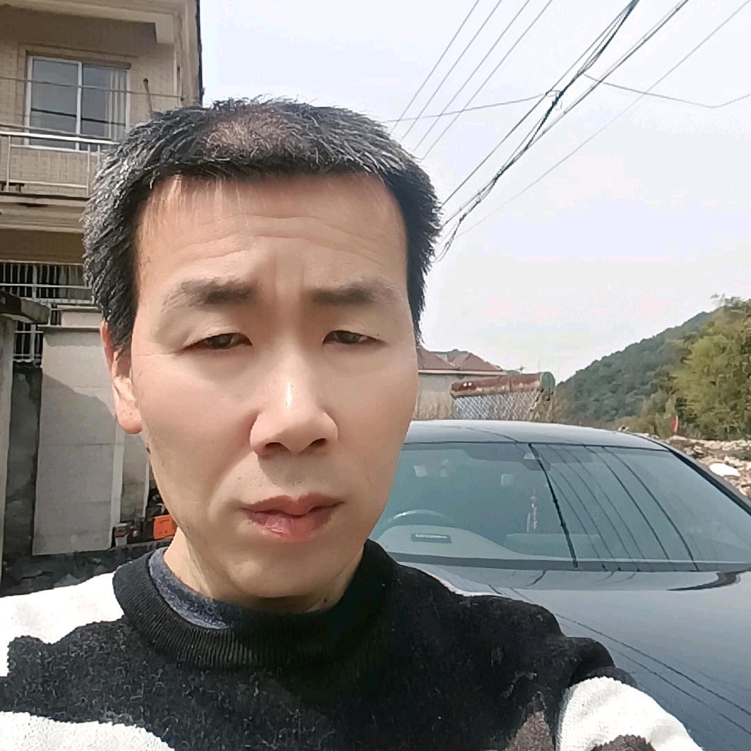 小牛哥11：40开播