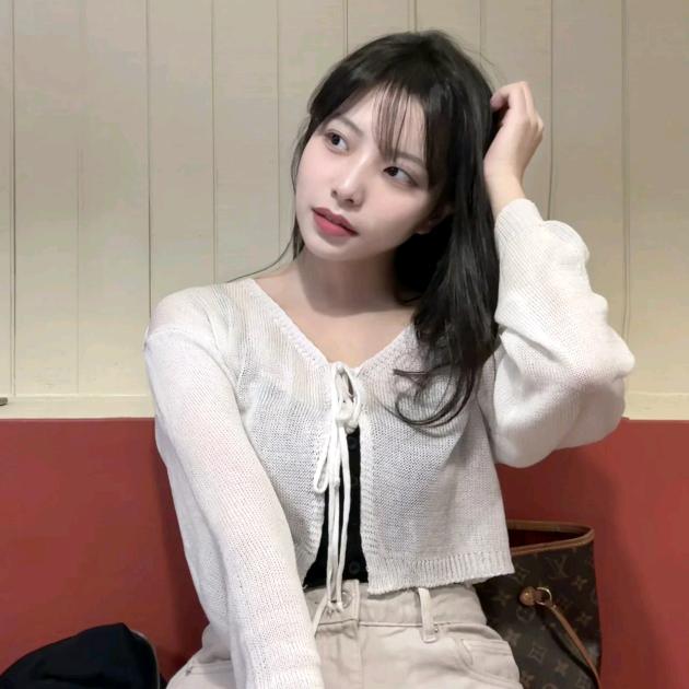 杨小姐的灯具服装经营部