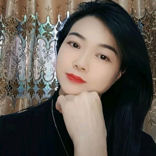 阿丽♥(｡￫v￩｡)♥