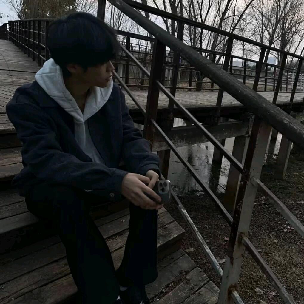 小林．
