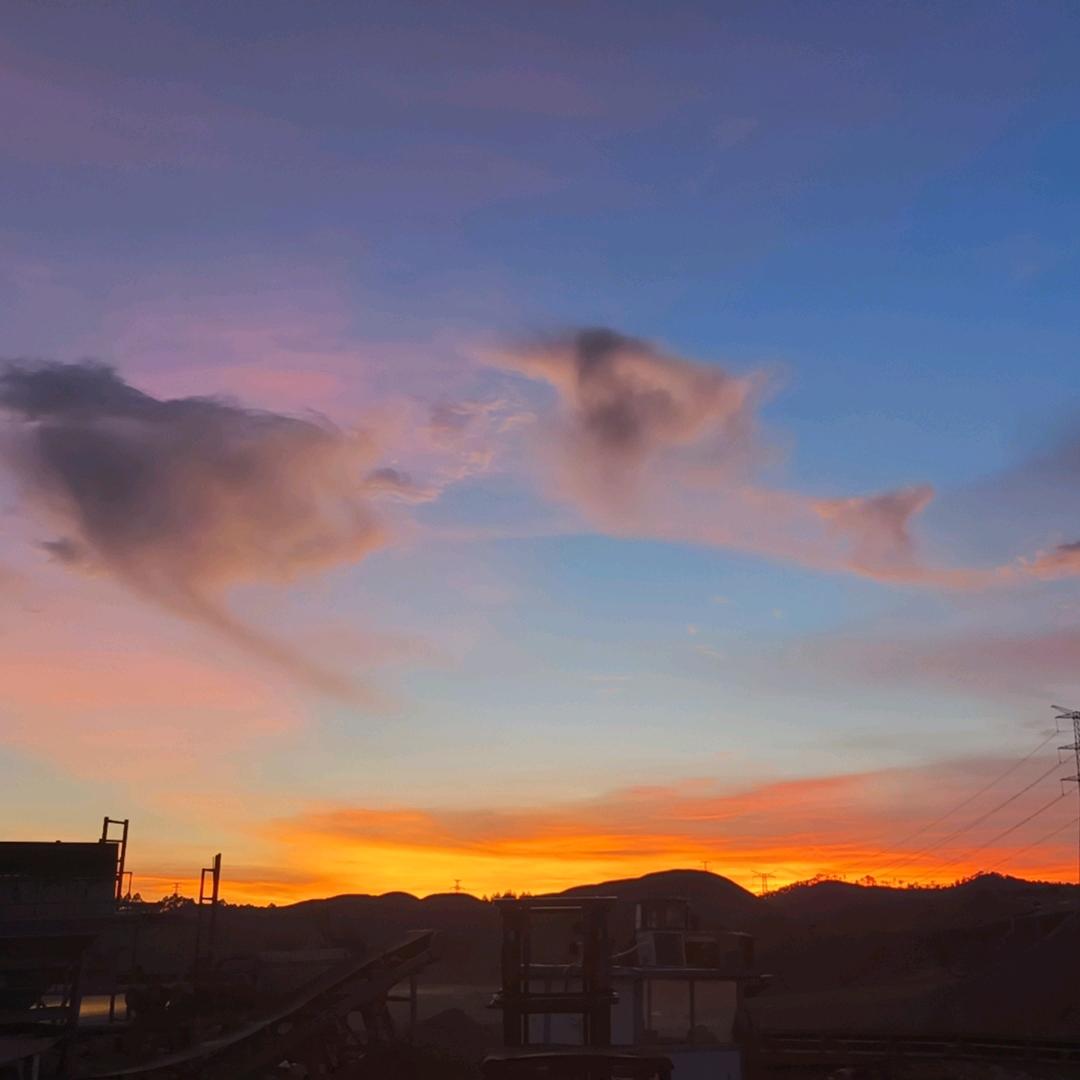 、夕额