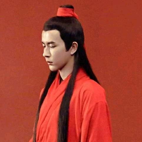 ༺🔥钱难有🔥༻