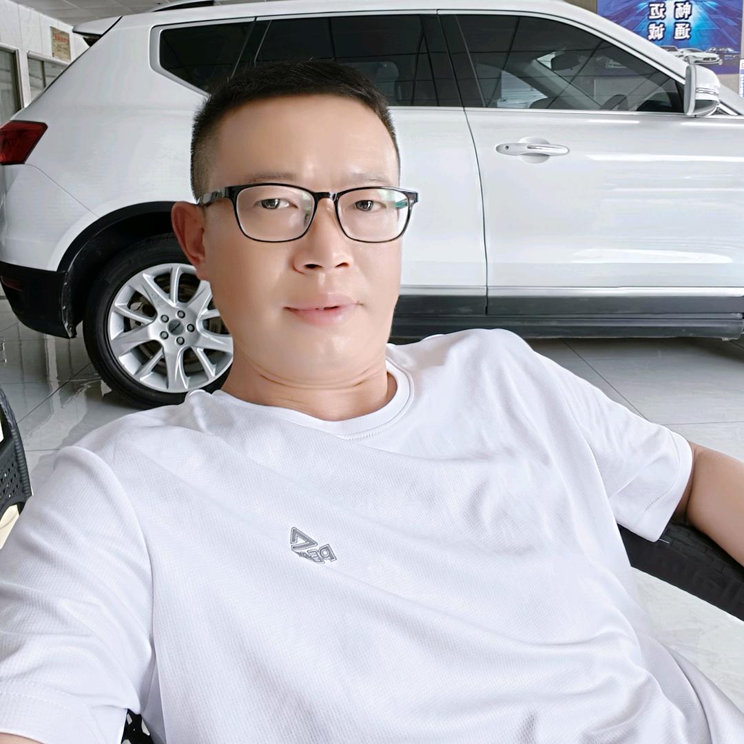 眼镜哥