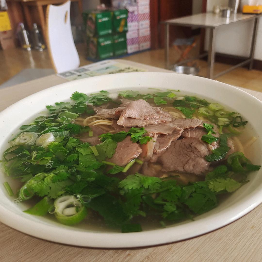 日照高新区滕力淮南牛肉汤店