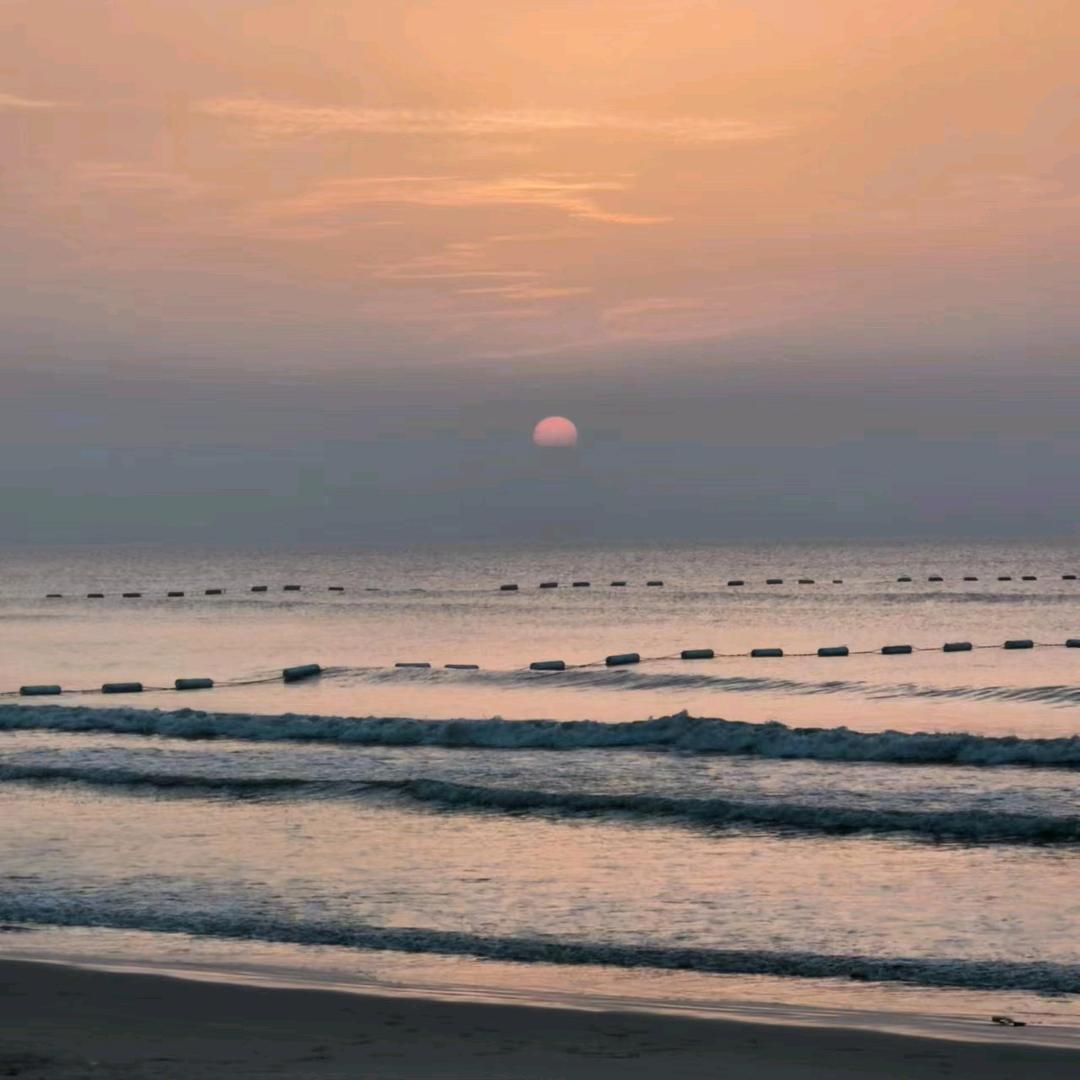 奥特曼打小怪兽