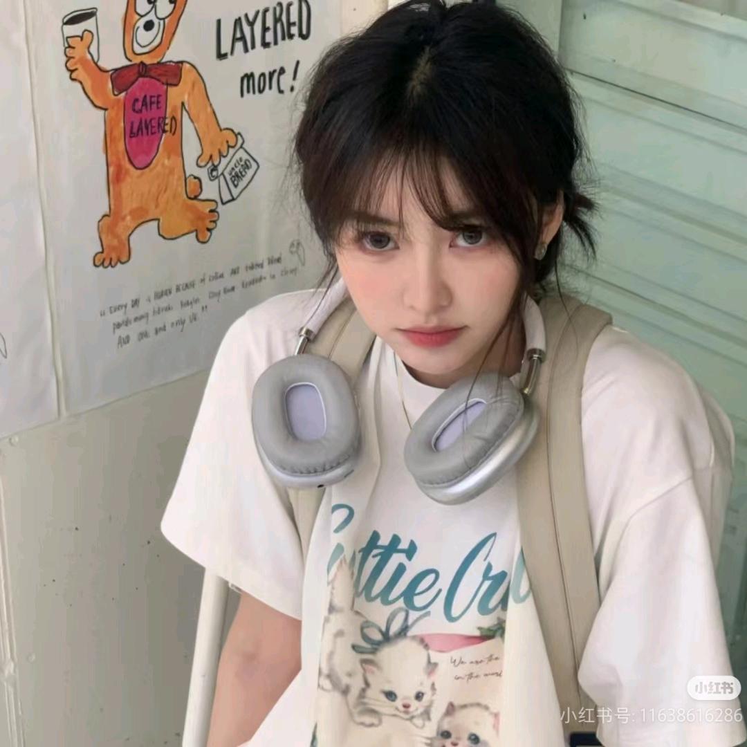 Kitty🦋
