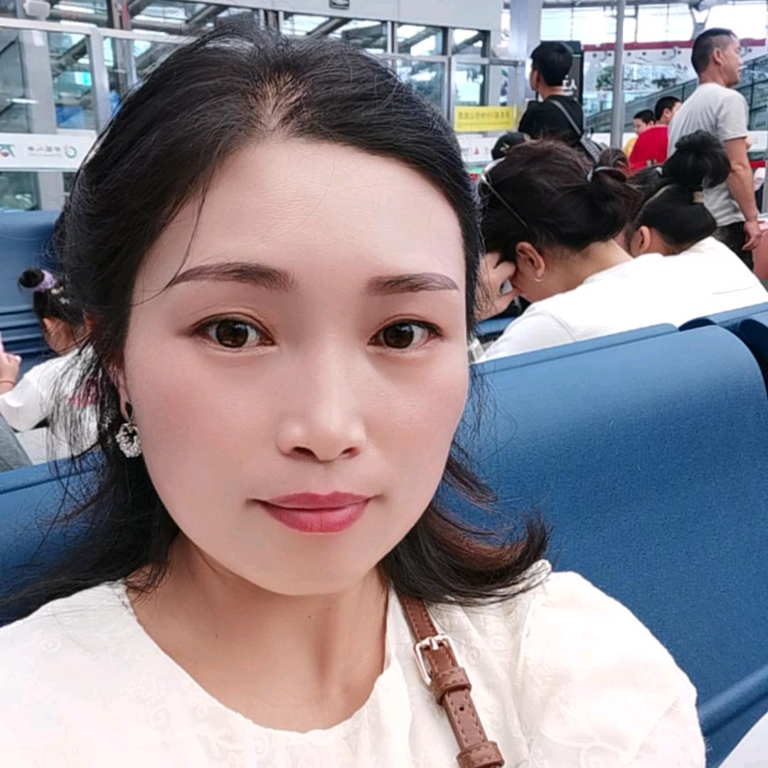 铿锵玫瑰🌹