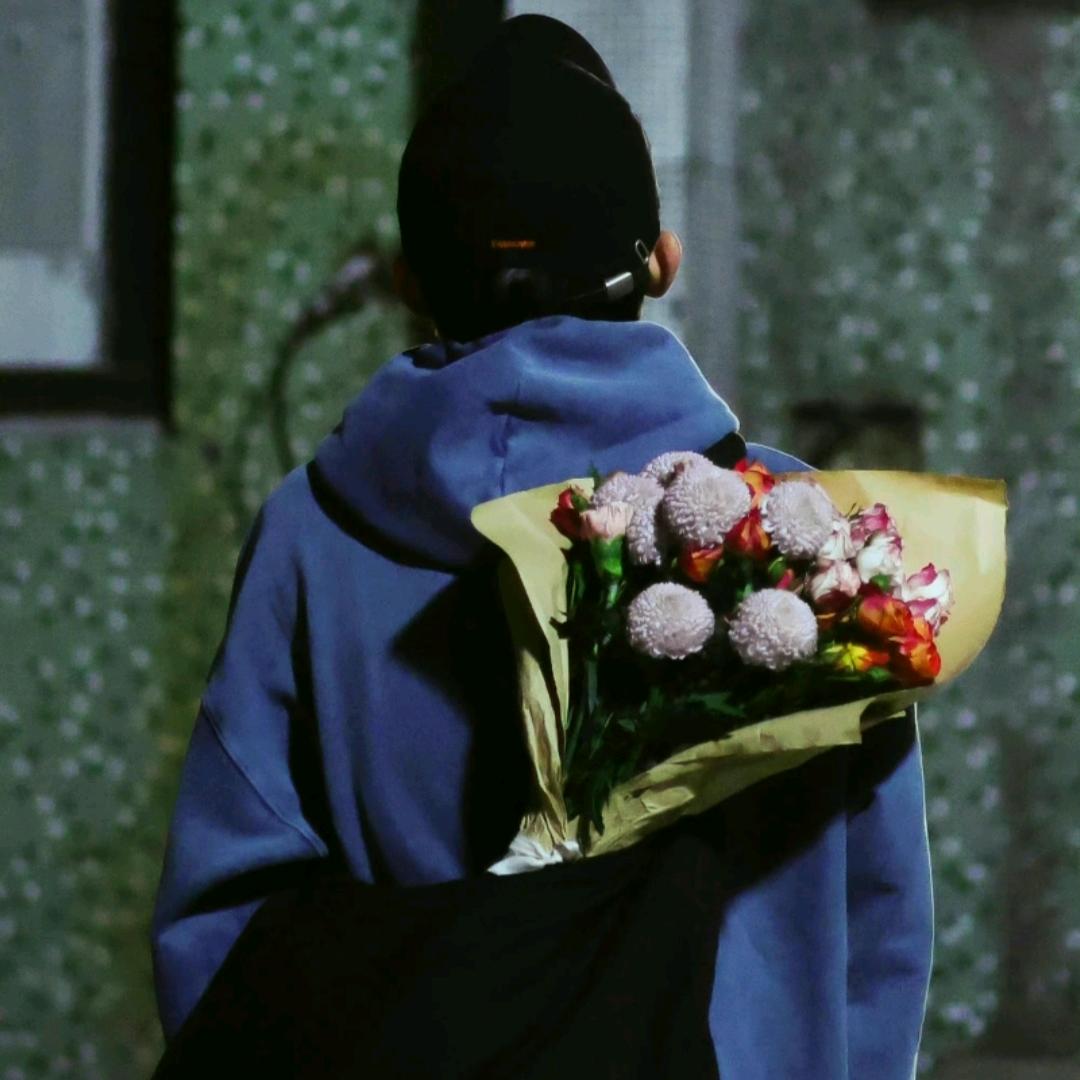 卡洛全球旅拍清清