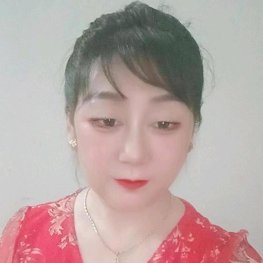 玲玲穿搭