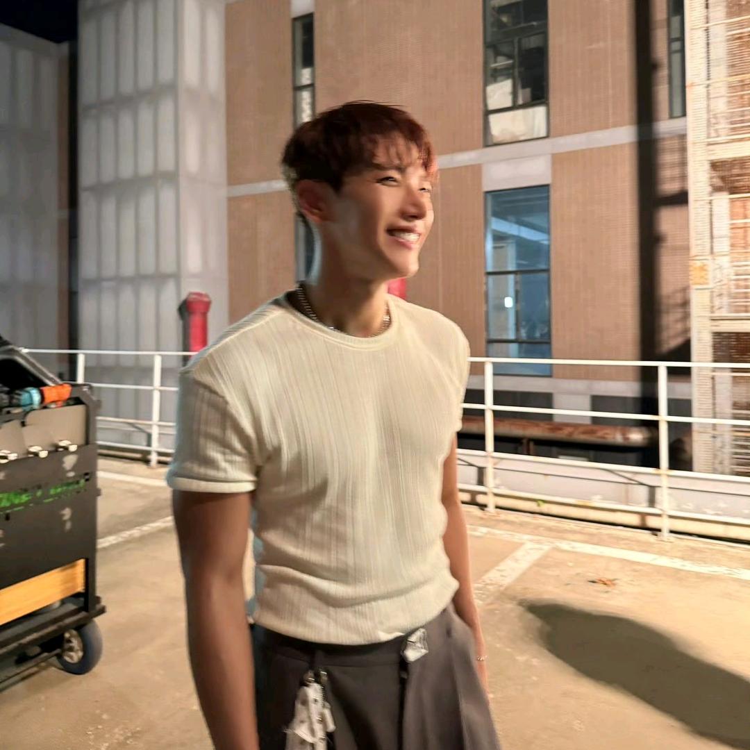 忧忧忧忧郁小小小小狗