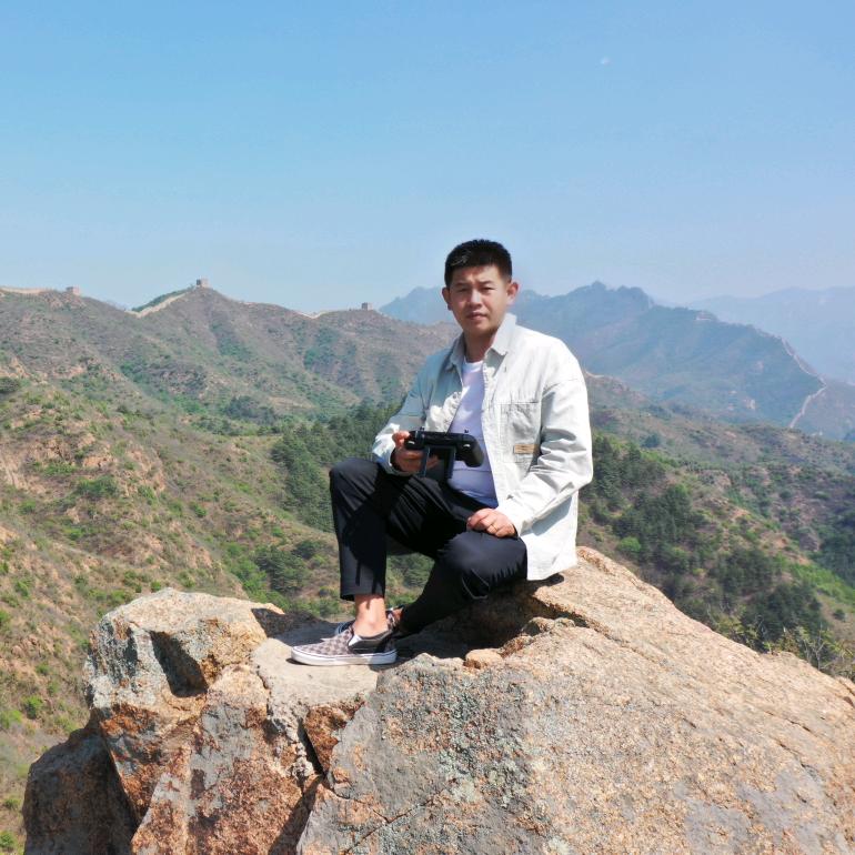 Zhou。