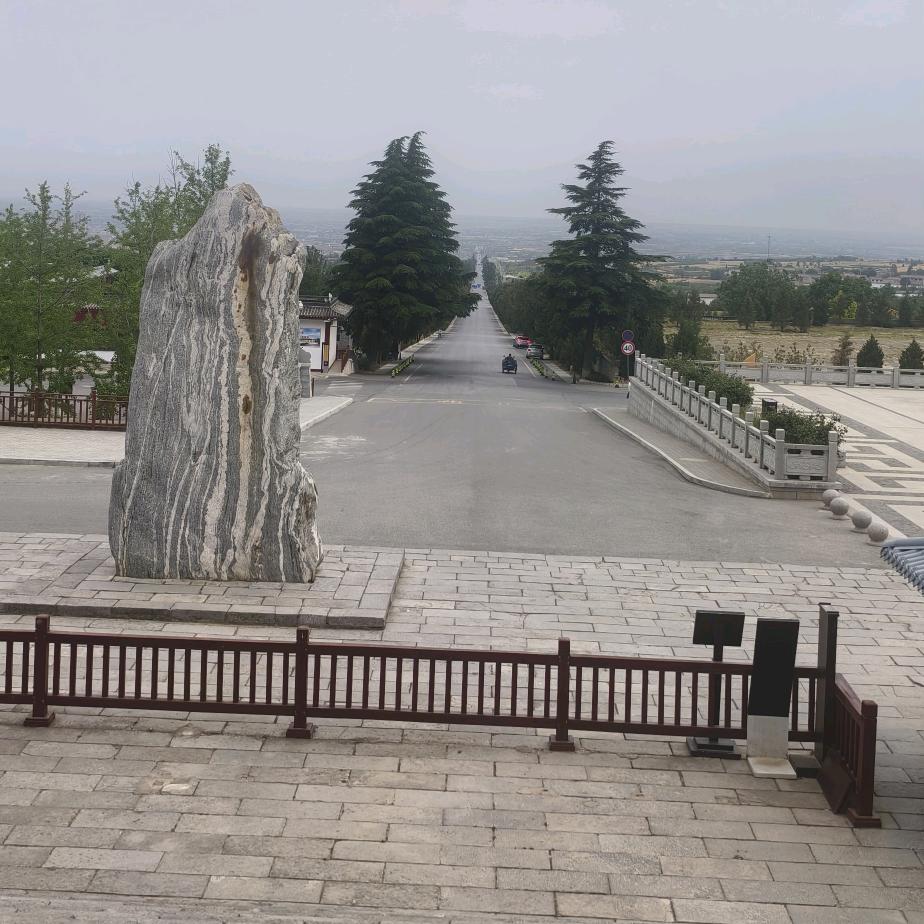 无需回头，努力前行