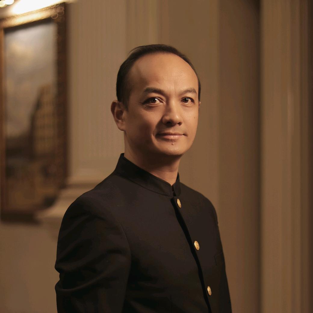 华师