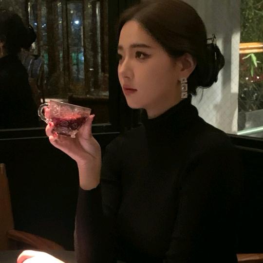 曾不戳🌻