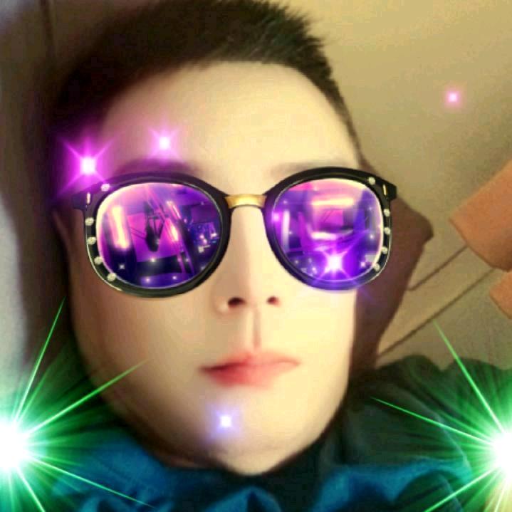 男人，好疲惫，每天下午，1点半开直播，