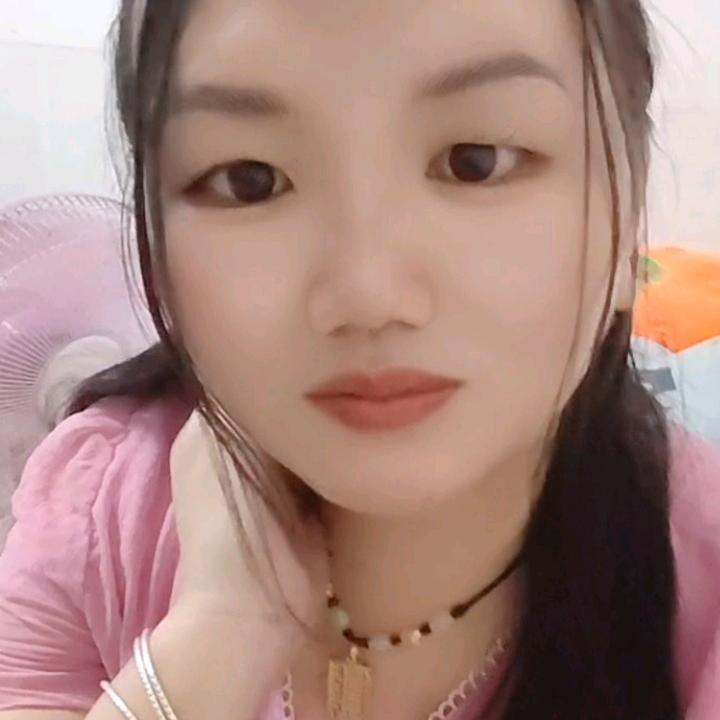 ：💞࿐李香💞࿐