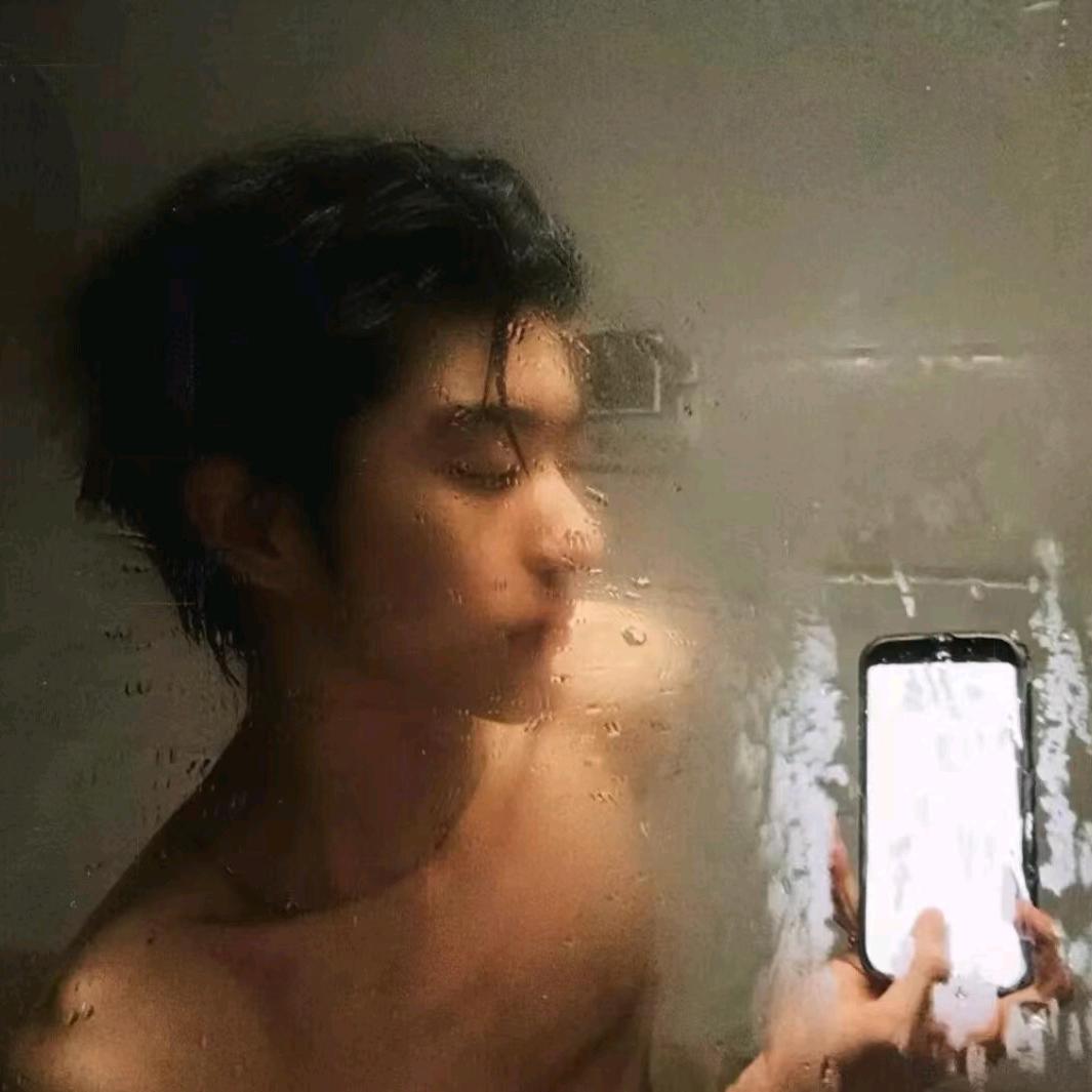 阿林.