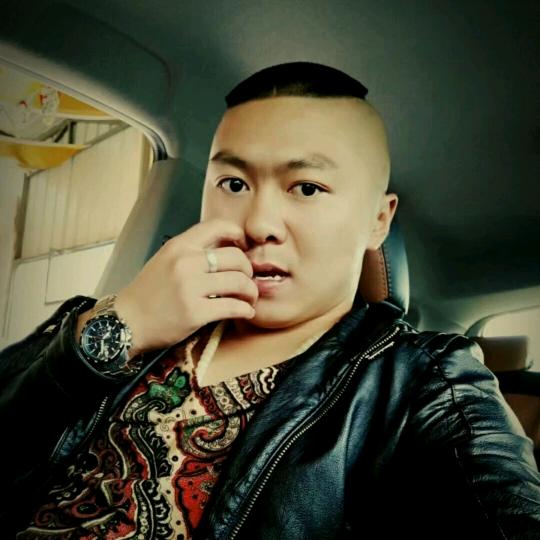 嗨！伟伟子弹头