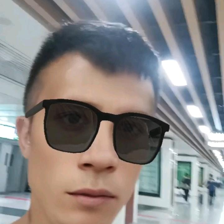 小华🌹18886063380