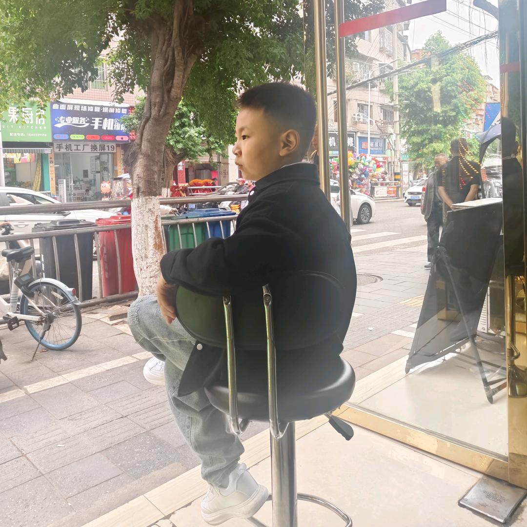琴琴